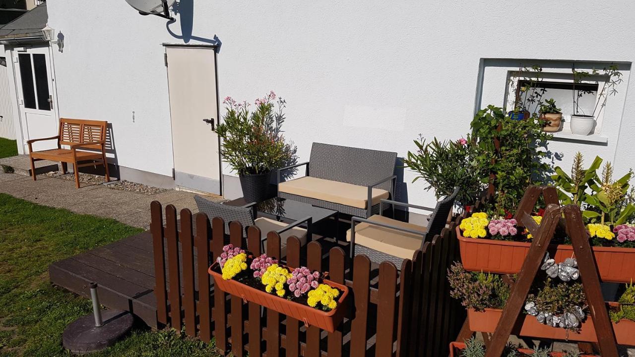 Ferienwohnung Ferienhaus in Hafennähe Sassnitz Exterior foto