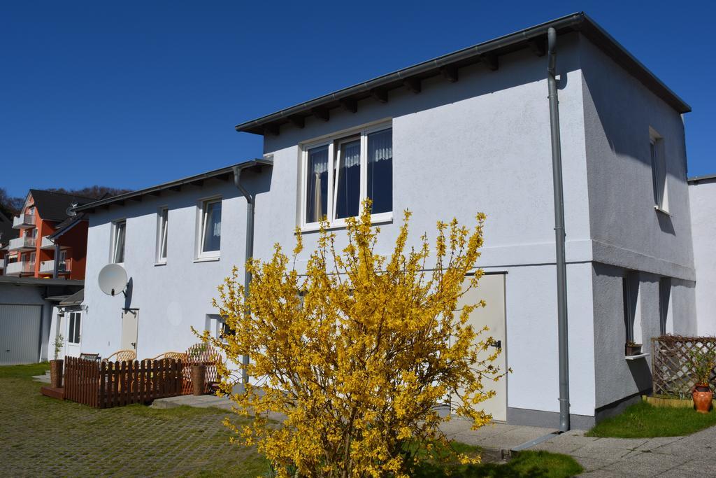 Ferienwohnung Ferienhaus in Hafennähe Sassnitz Zimmer foto