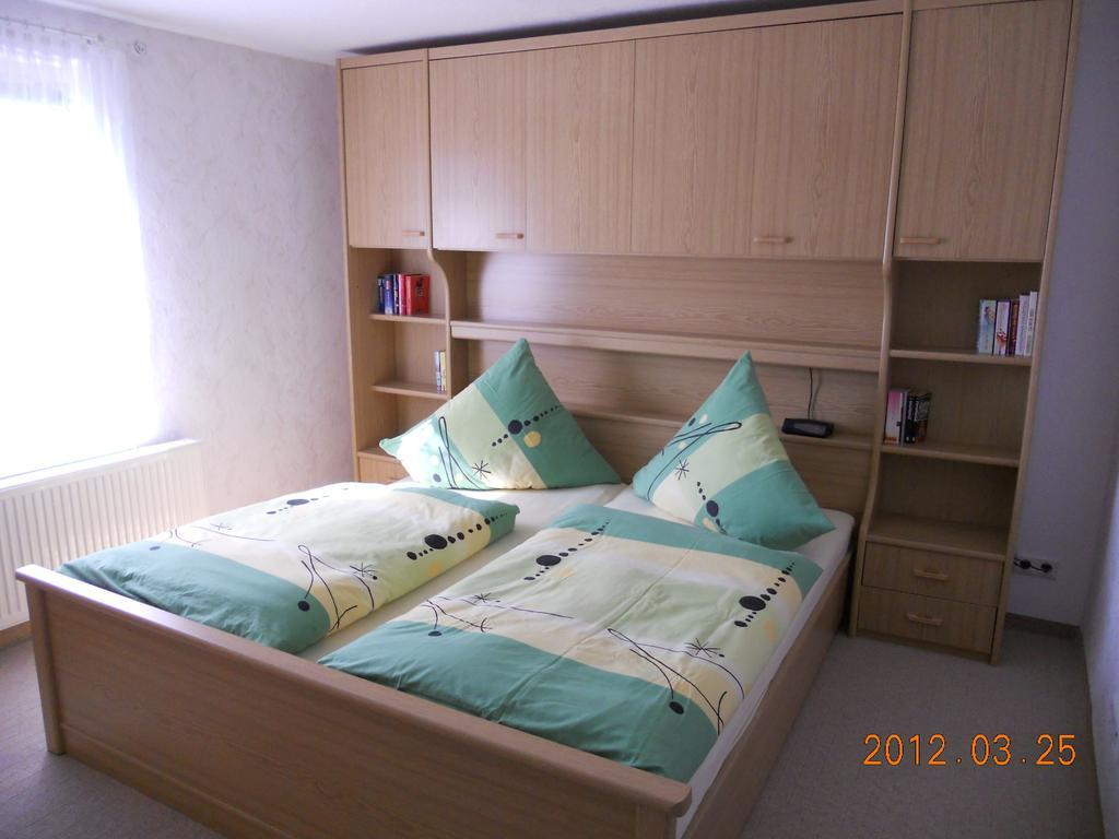 Ferienwohnung Ferienhaus in Hafennähe Sassnitz Zimmer foto